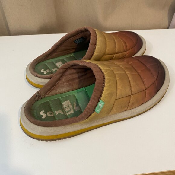 Sanuk‎ Men’s Slippers Size 9 Quilted Gradient Comfort House Shoes - Picture 3 of 8